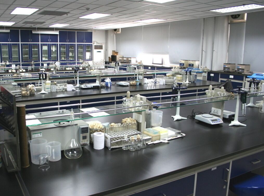 阿里大師水漆技術負責人胡慶宏：用**標準做一線品牌