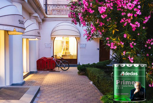 阿里大師全能抗堿內外墻封閉底漆，讓墻面更有底氣